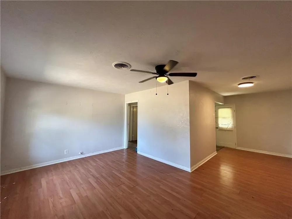 4721 Waltham Drive Corpus Christi, TX 78411