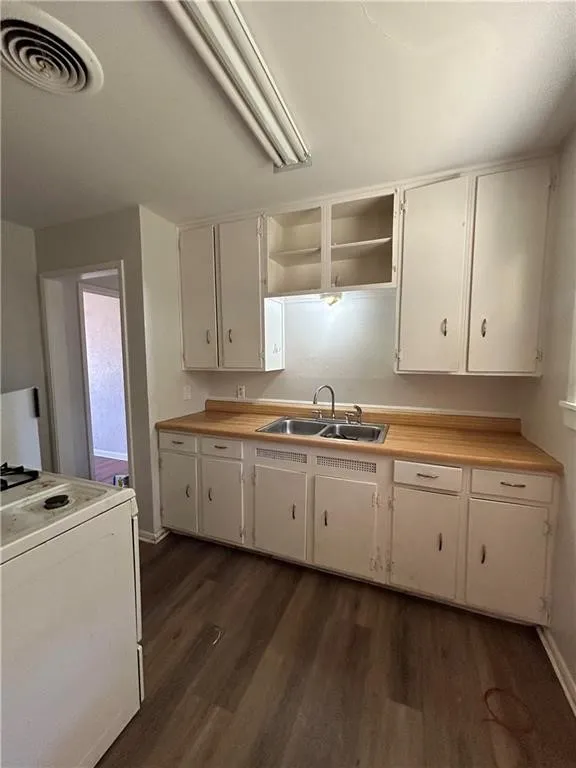 4721 Waltham Drive Corpus Christi, TX 78411