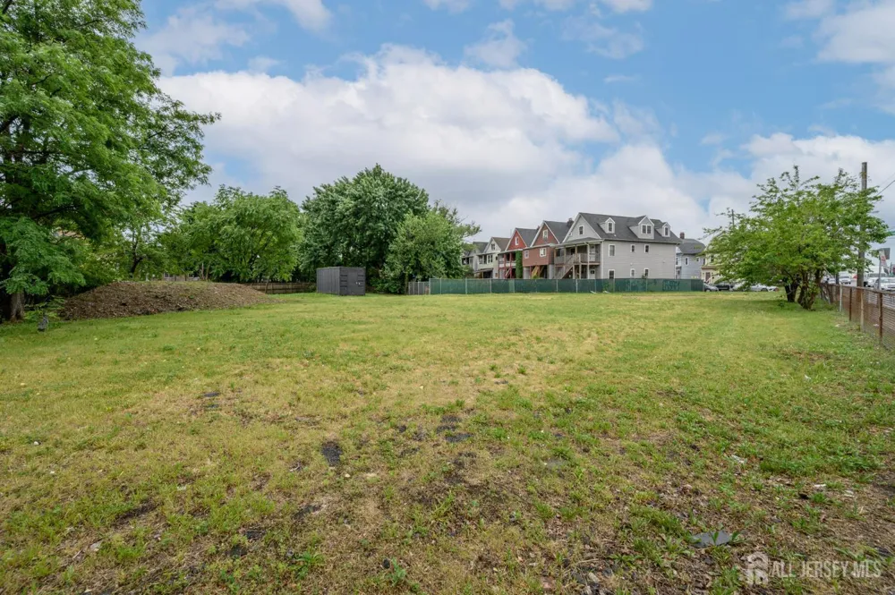 534 Grier Avenue Elizabeth, NJ 07202