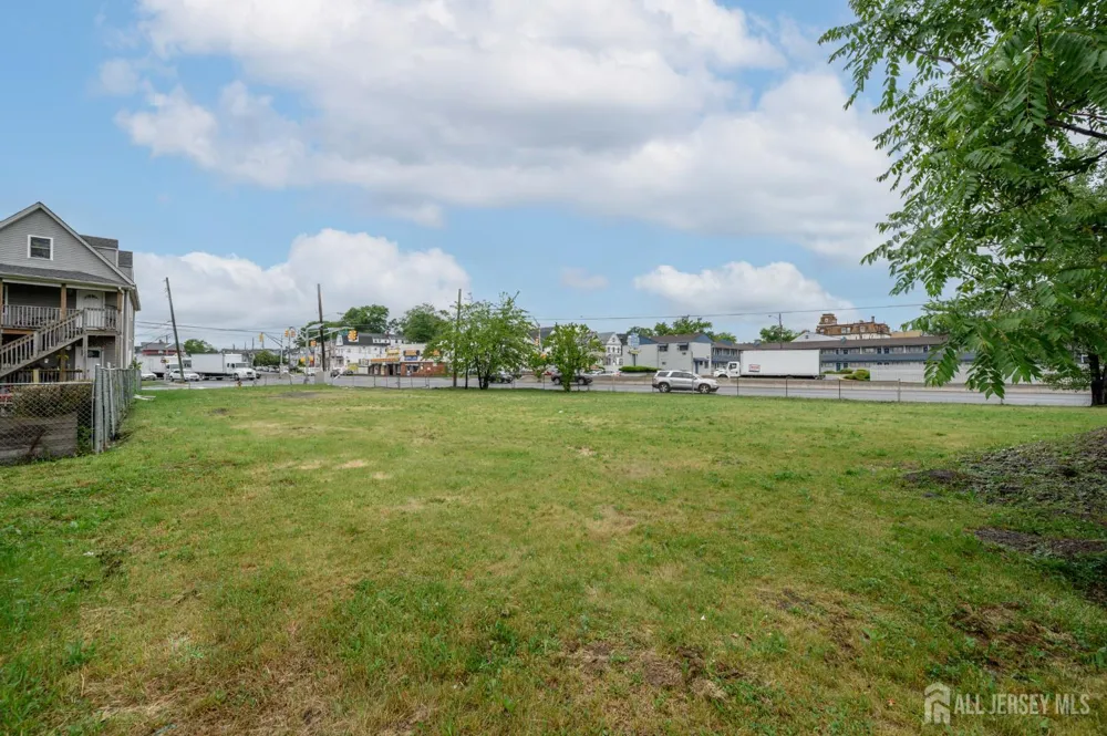 534 Grier Avenue Elizabeth, NJ 07202