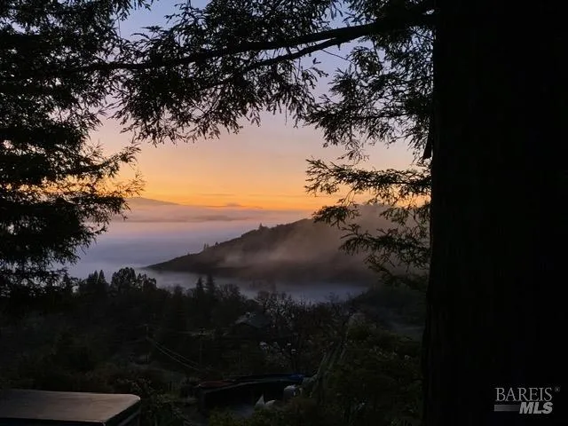 1455 Oak Knoll Road Ukiah, CA 95482