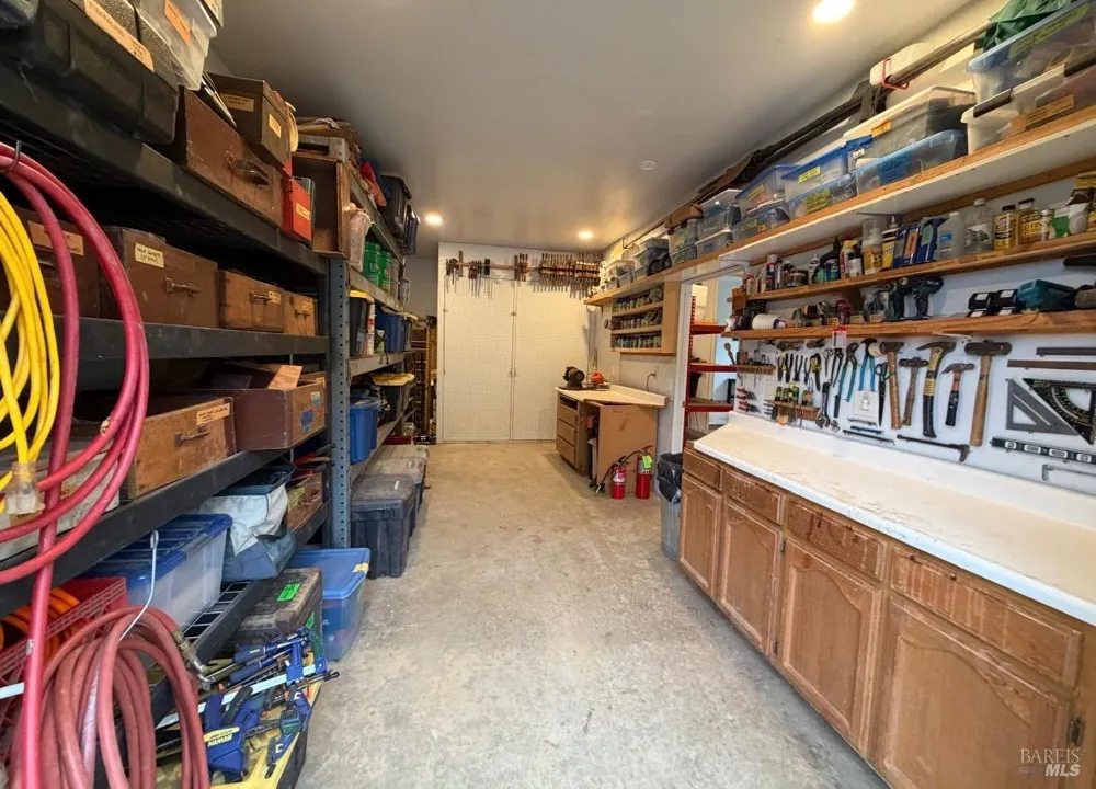 1455 Oak Knoll Road Ukiah, CA 95482
