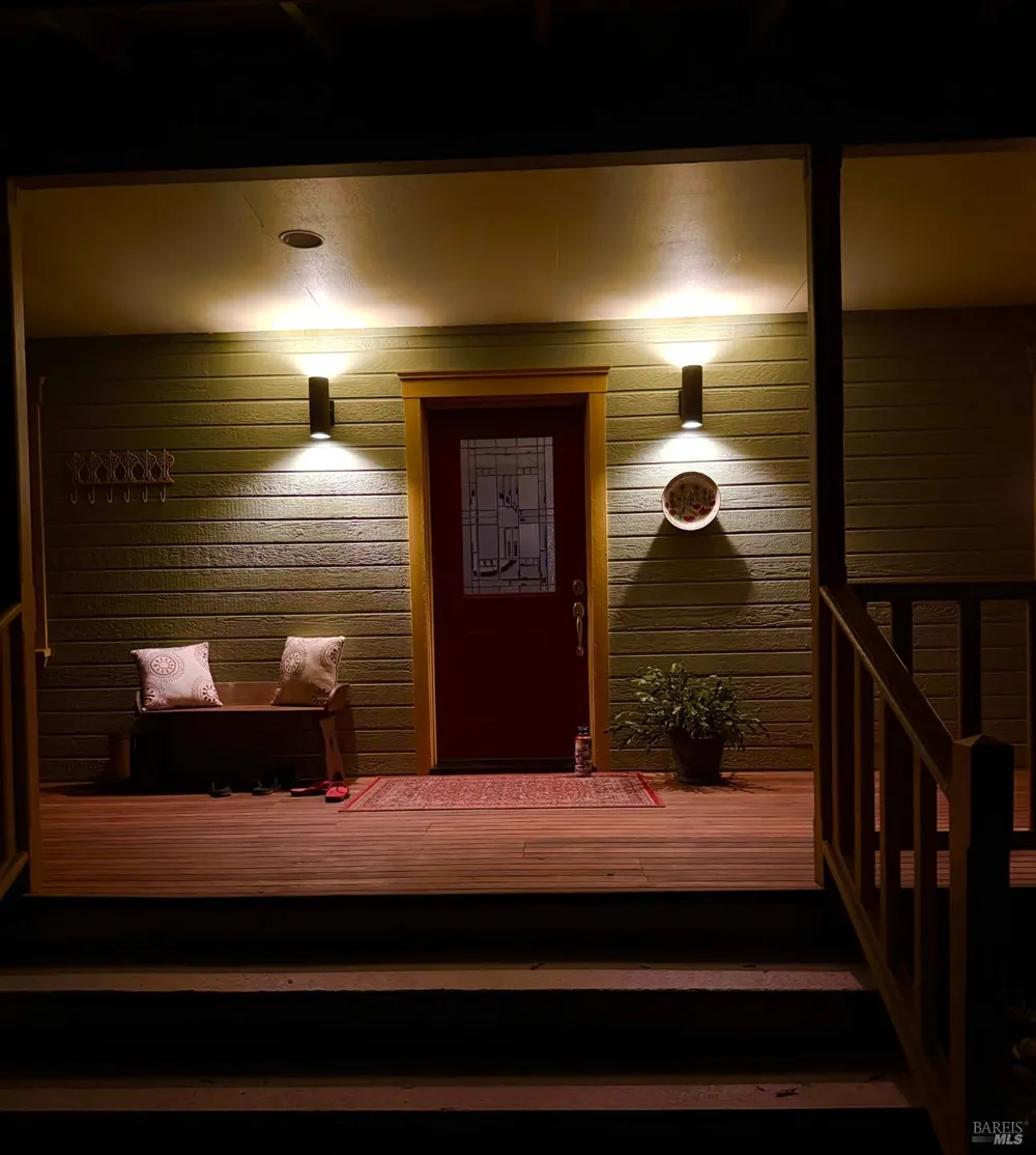 1455 Oak Knoll Road Ukiah, CA 95482