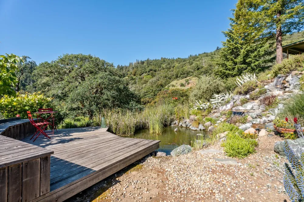 1455 Oak Knoll Road Ukiah, CA 95482
