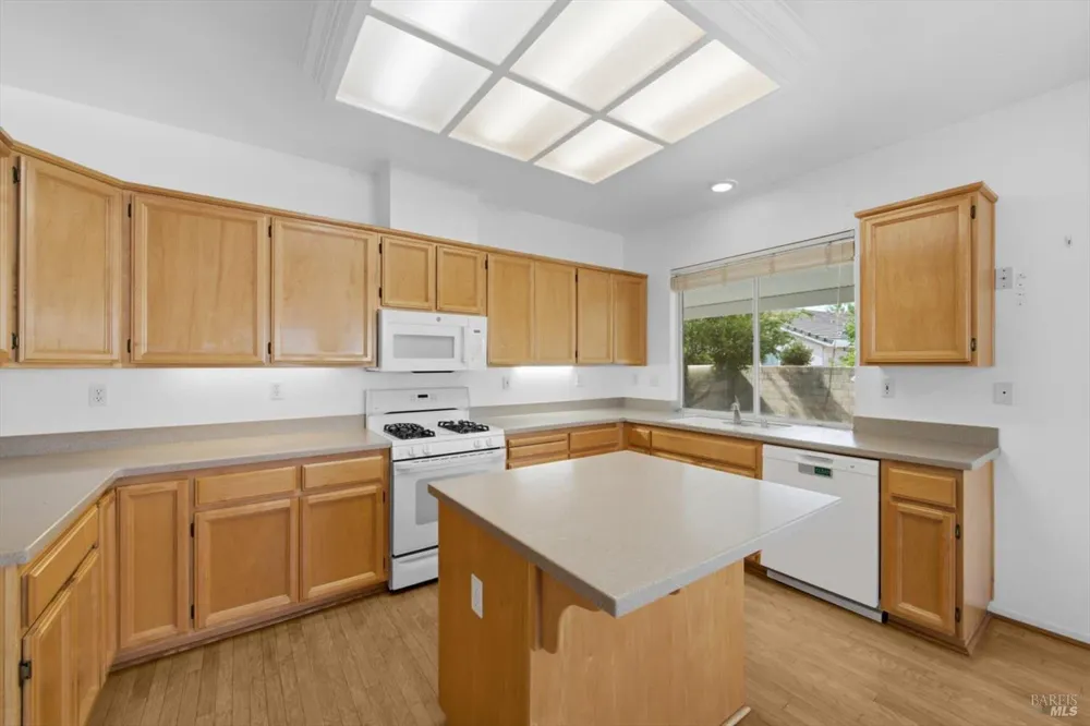 313 Pippin Court Vacaville, CA 95687