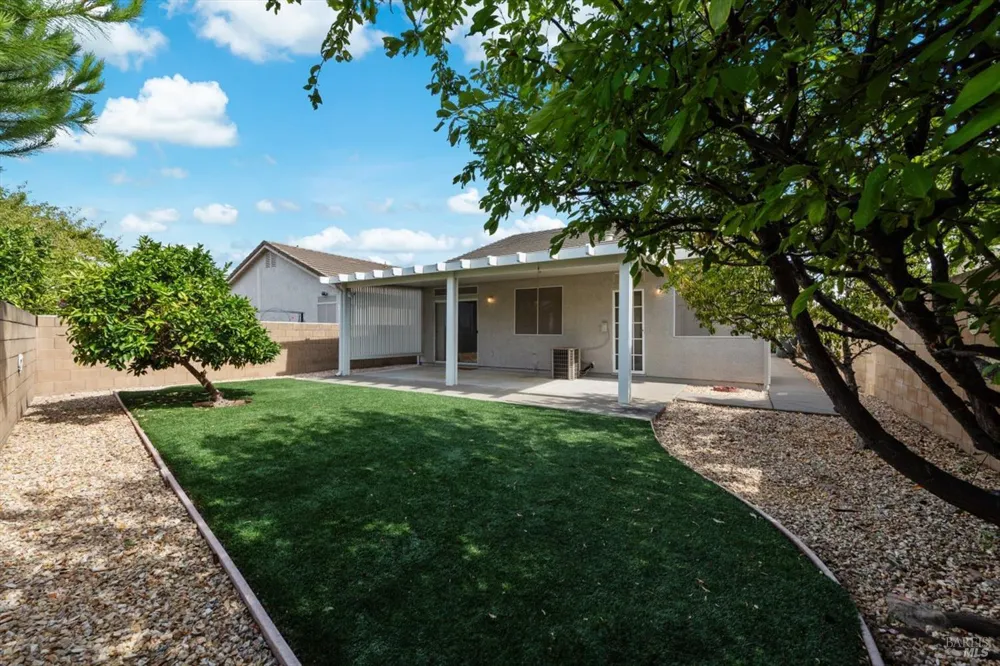 313 Pippin Court Vacaville, CA 95687