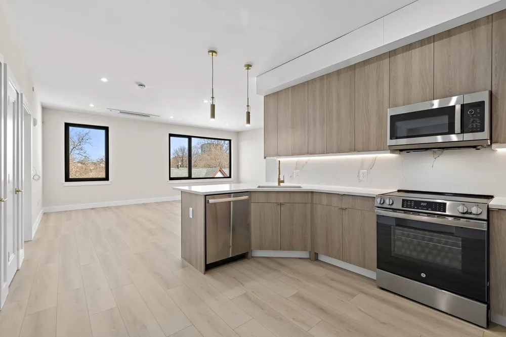 4525 BERGENWOOD AVE North Bergen, NJ 07047