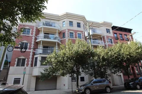 108 MONROE ST