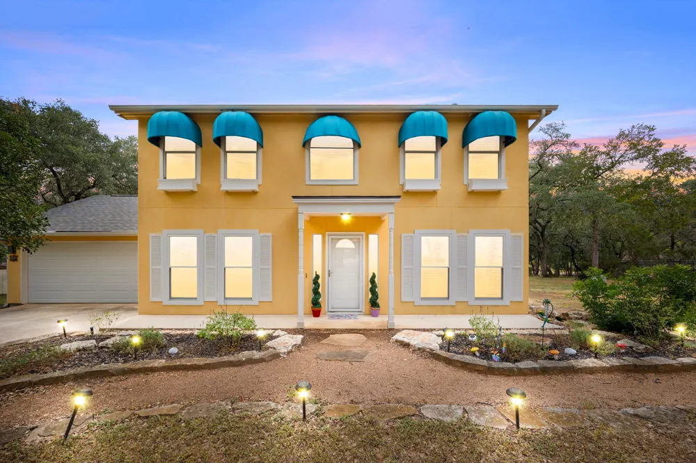 20 Westwood Drive Wimberley, TX 78676