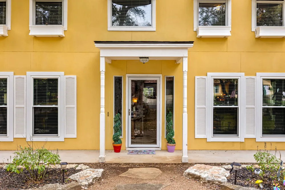 20 Westwood Drive Wimberley, TX 78676