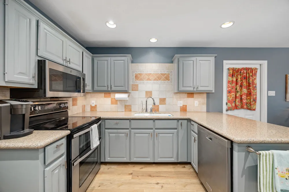 20 Westwood Drive Wimberley, TX 78676