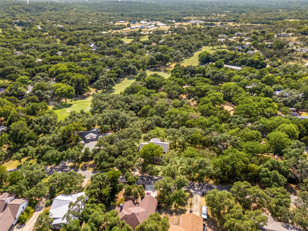 20 Westwood Drive Wimberley, TX 78676