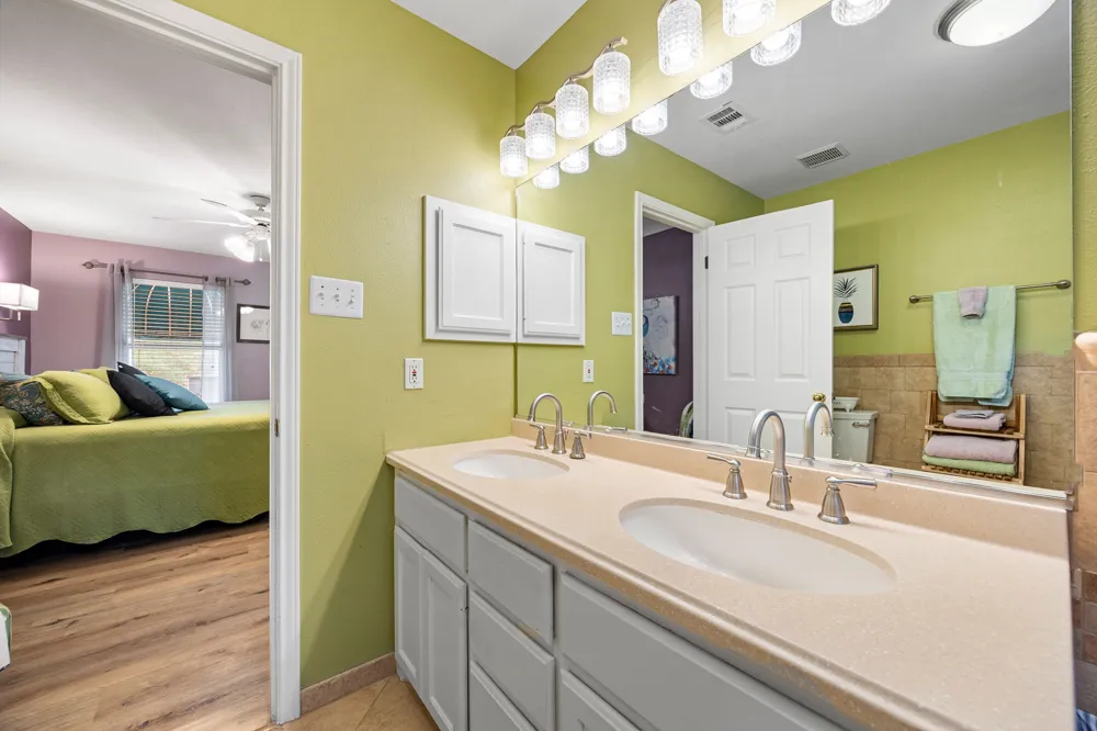 20 Westwood Drive Wimberley, TX 78676