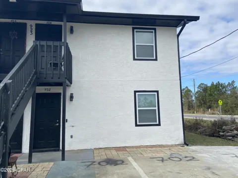 923 Sanders Lane #702