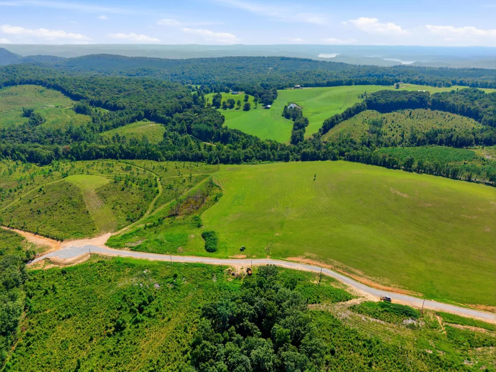 Triple Ridge, Lot #3 Trail Grandview, TN 37337