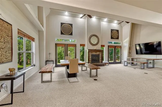 3620 Simon Point Colorado Springs, CO 80906