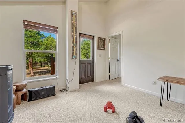 3620 Simon Point Colorado Springs, CO 80906