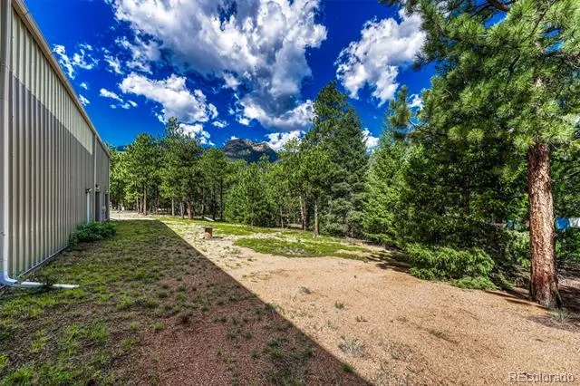 3620 Simon Point Colorado Springs, CO 80906