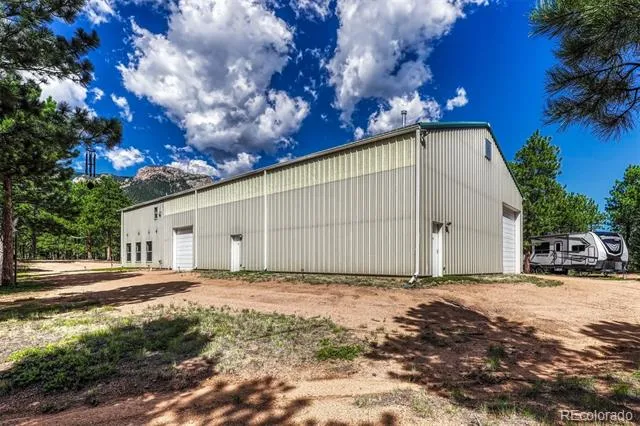 3620 Simon Point Colorado Springs, CO 80906