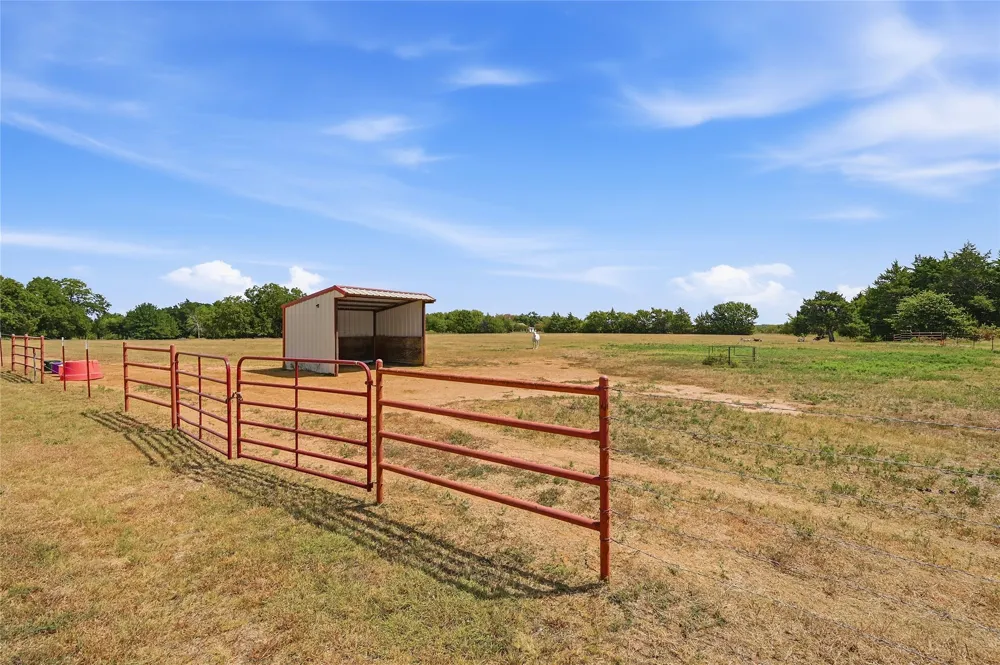 664 Earl Road Sadler, TX 76264