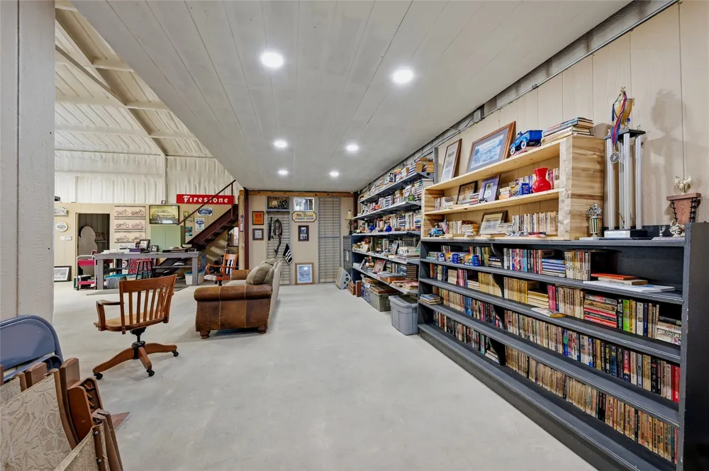 664 Earl Road Sadler, TX 76264