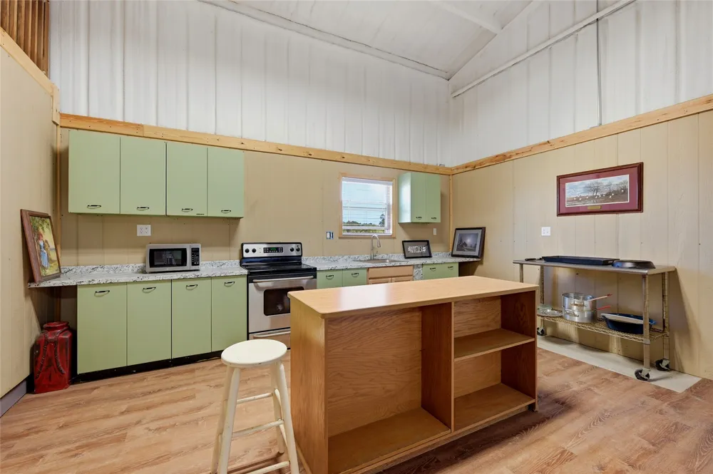 664 Earl Road Sadler, TX 76264