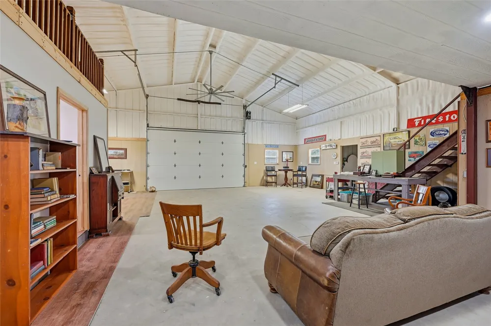 664 Earl Road Sadler, TX 76264