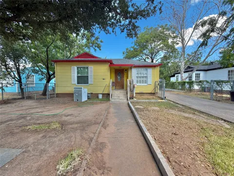 3137 Reuter Avenue