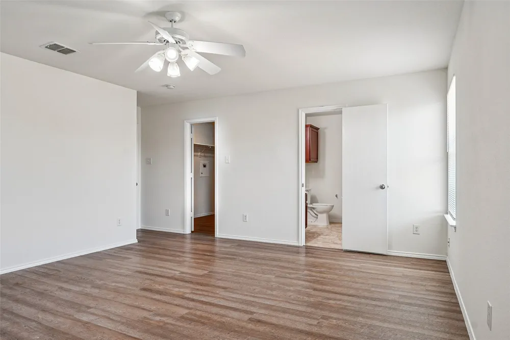 1307 Eagles Nest Trail Krum, TX 76249
