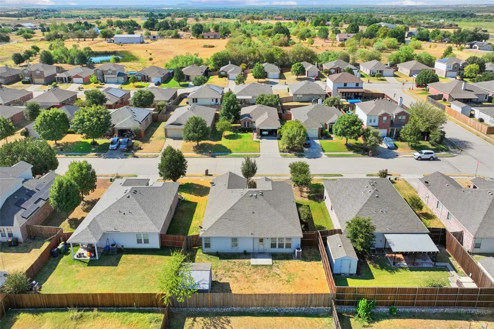 1307 Eagles Nest Trail Krum, TX 76249