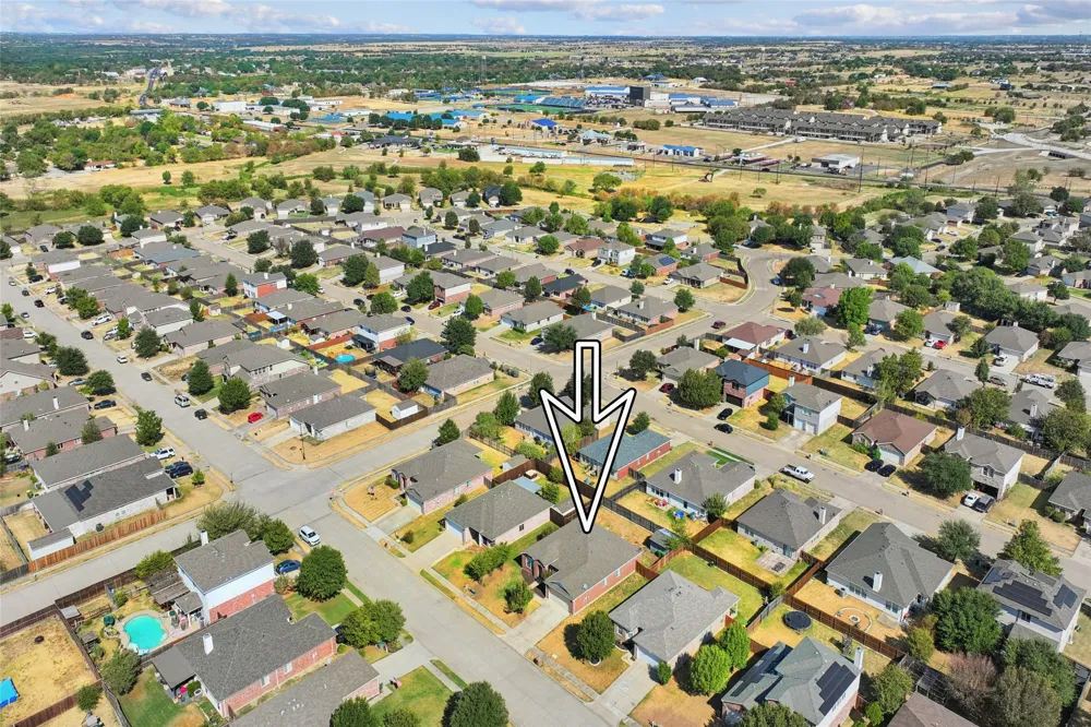 1307 Eagles Nest Trail Krum, TX 76249