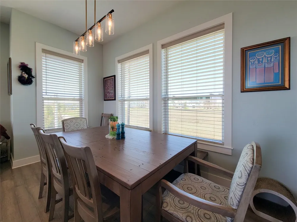 1001 Bamar Lane Galveston, TX 77554