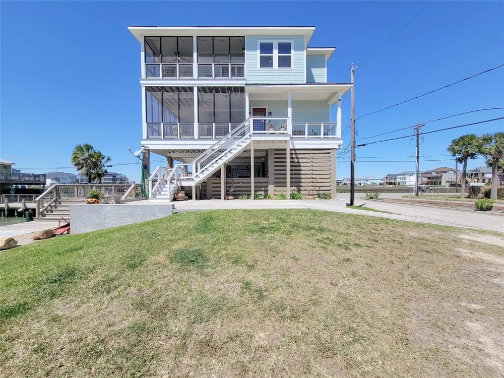 1001 Bamar Lane Galveston, TX 77554