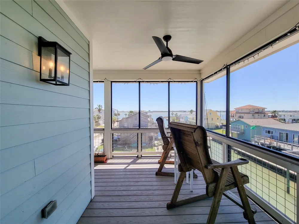 1001 Bamar Lane Galveston, TX 77554