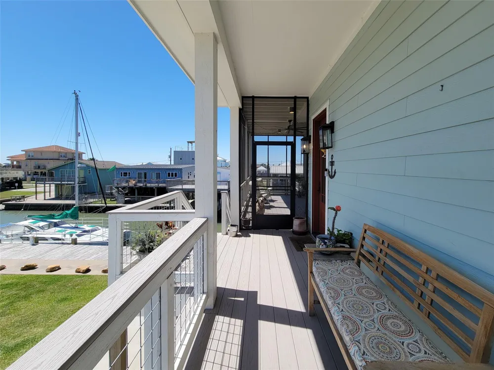 1001 Bamar Lane Galveston, TX 77554