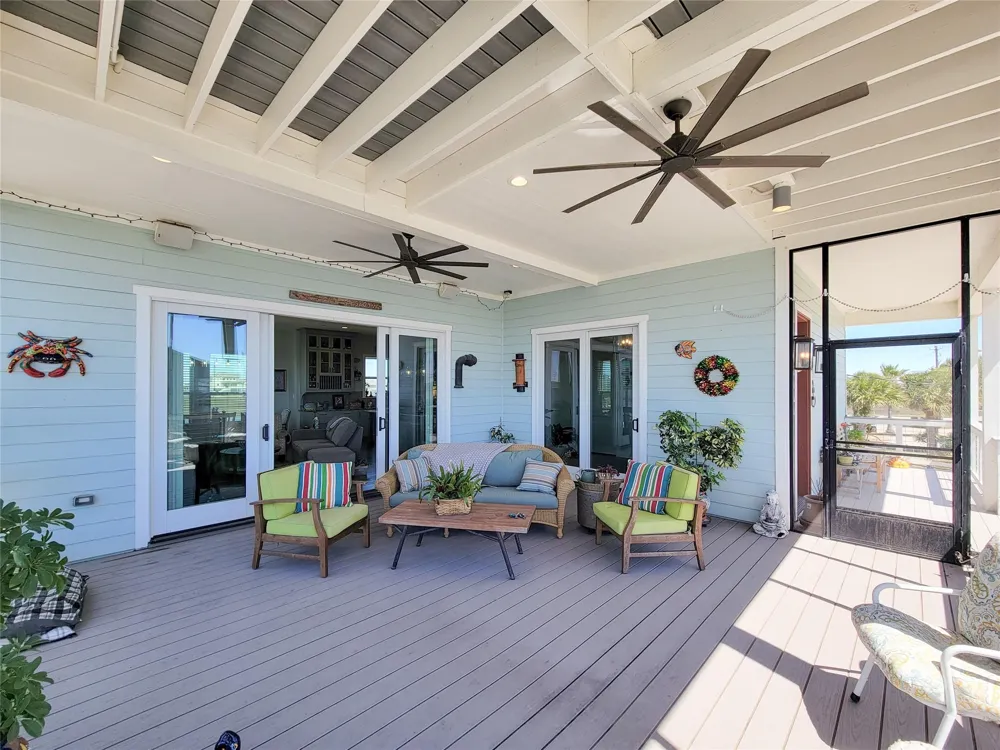 1001 Bamar Lane Galveston, TX 77554
