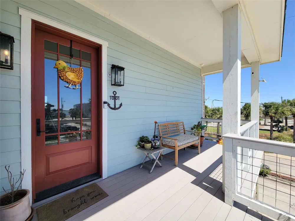 1001 Bamar Lane Galveston, TX 77554