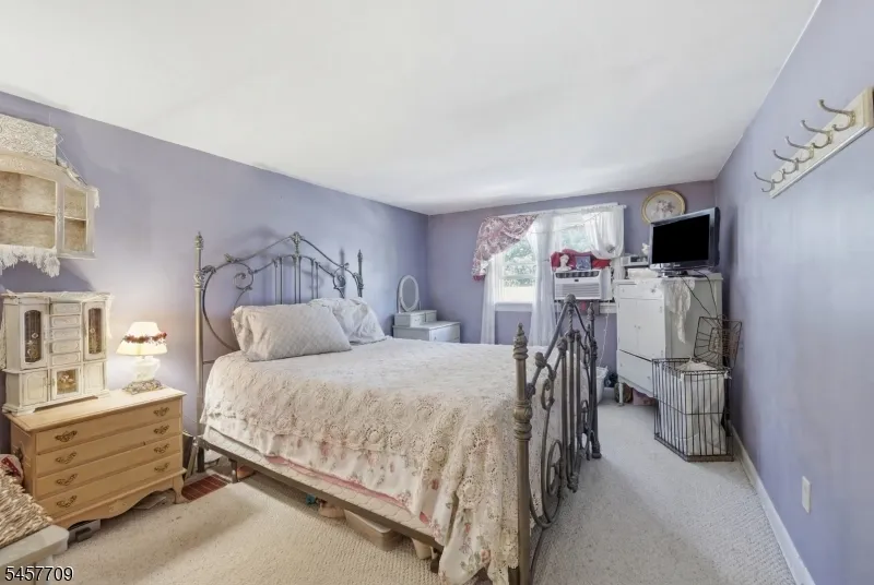 512 Monroe St Hackettstown Town, NJ 07840