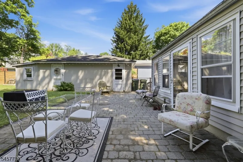512 Monroe St Hackettstown Town, NJ 07840