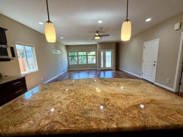 4235 Ruthelma Avenue Palo Alto, CA 94306