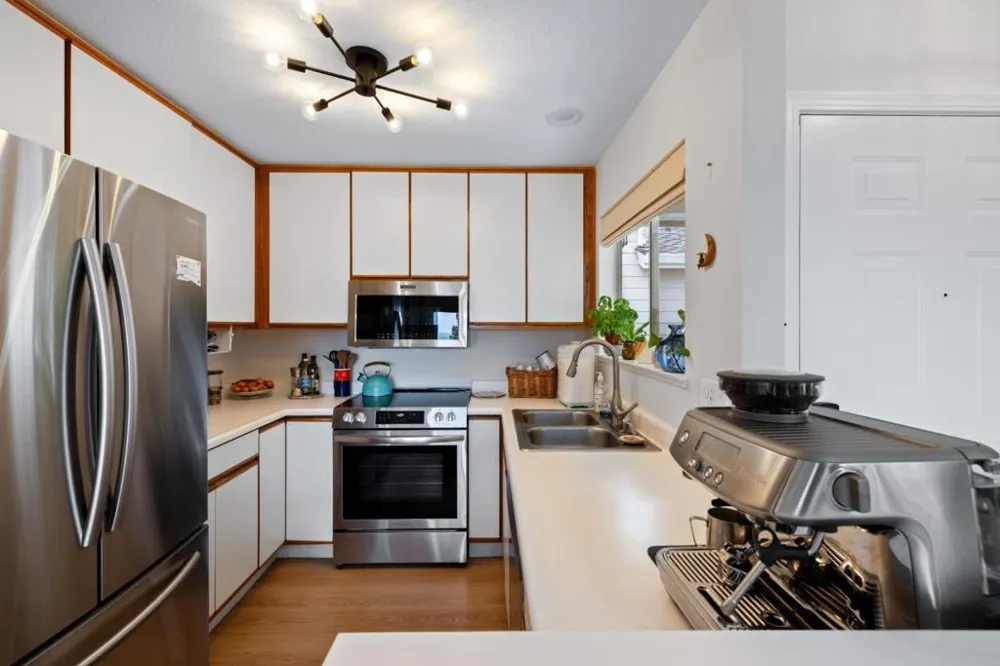144 Amesport Half Moon Bay, CA 94019