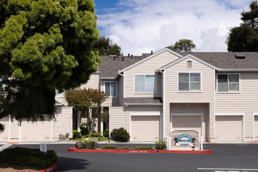 144 Amesport Half Moon Bay, CA 94019