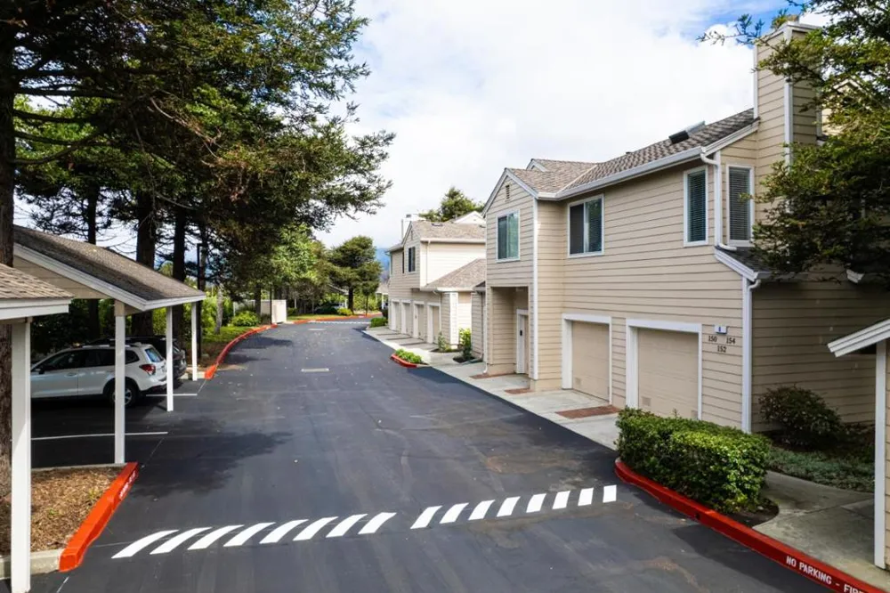 144 Amesport Half Moon Bay, CA 94019