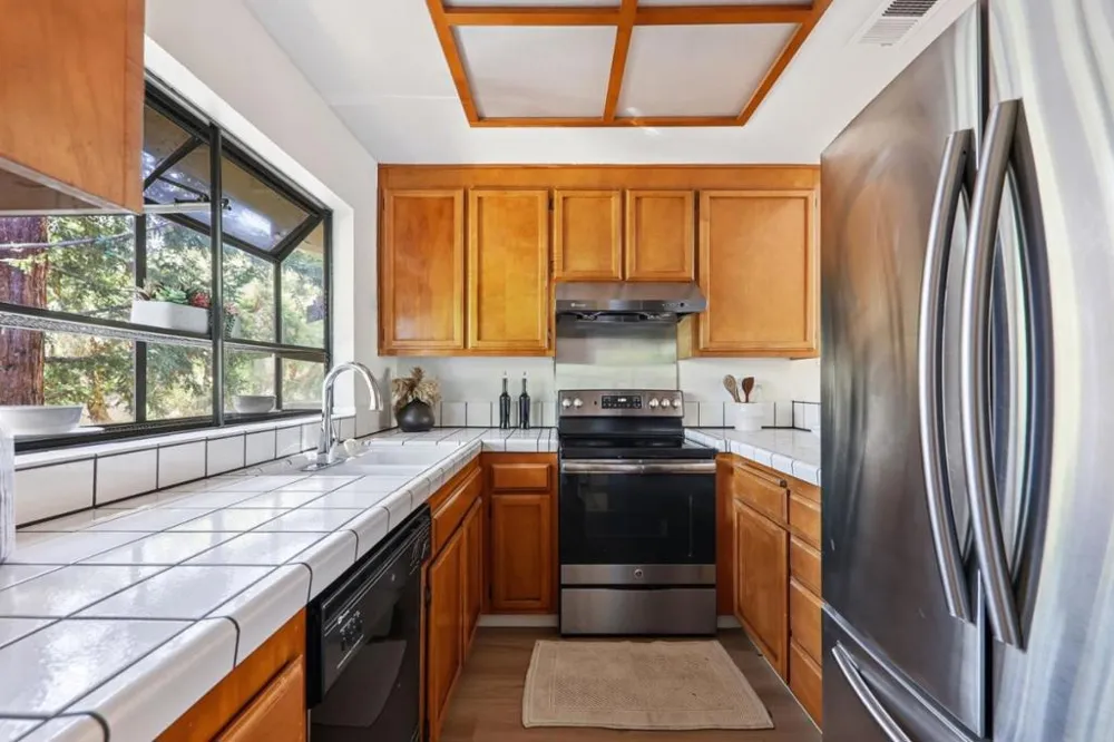 1400 Bowe Avenue #1806 Santa Clara, CA 95051