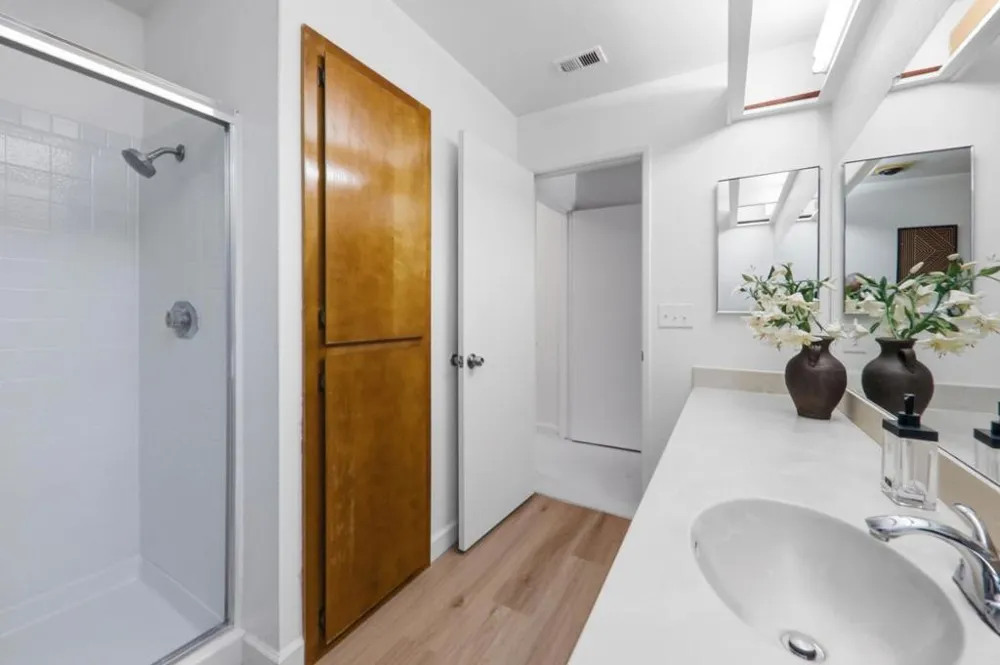 1400 Bowe Avenue #1806 Santa Clara, CA 95051