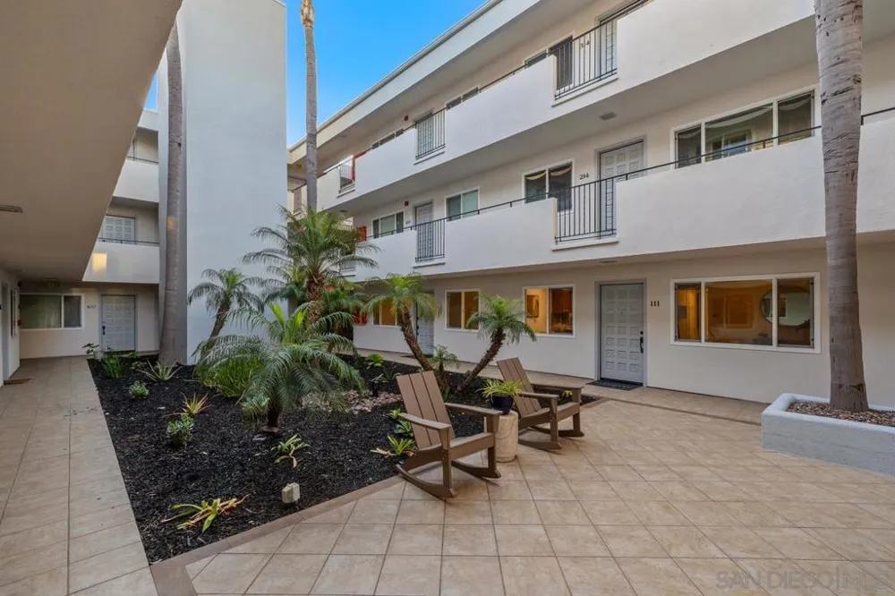 1030 Robinson Ave #103 San Diego, CA 92103