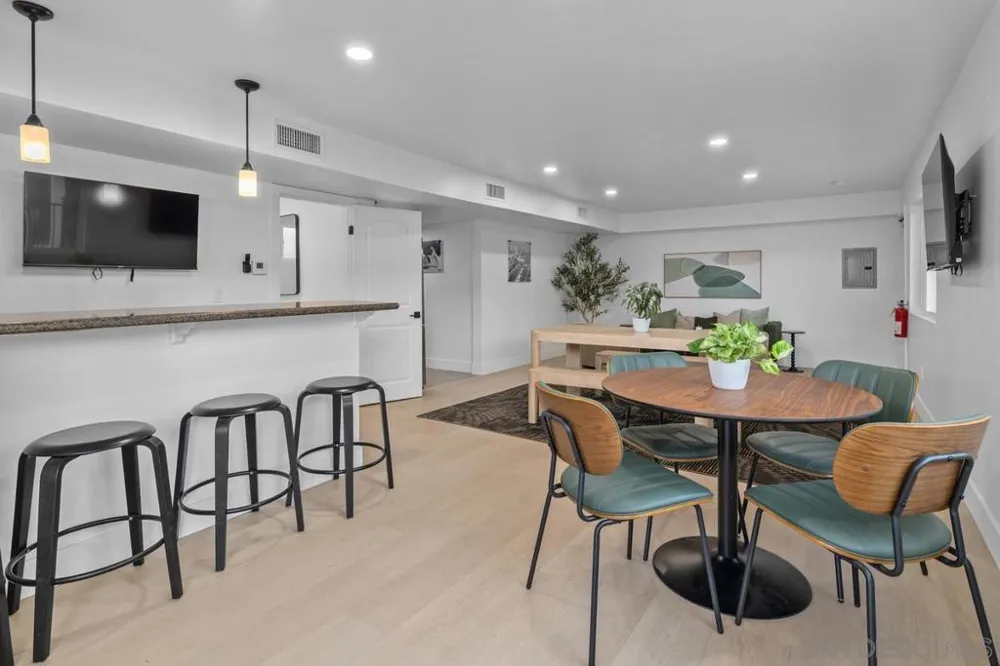 1030 Robinson Ave #103 San Diego, CA 92103