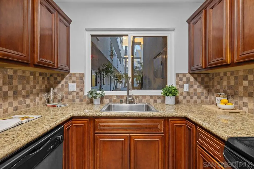 1030 Robinson Ave #103 San Diego, CA 92103