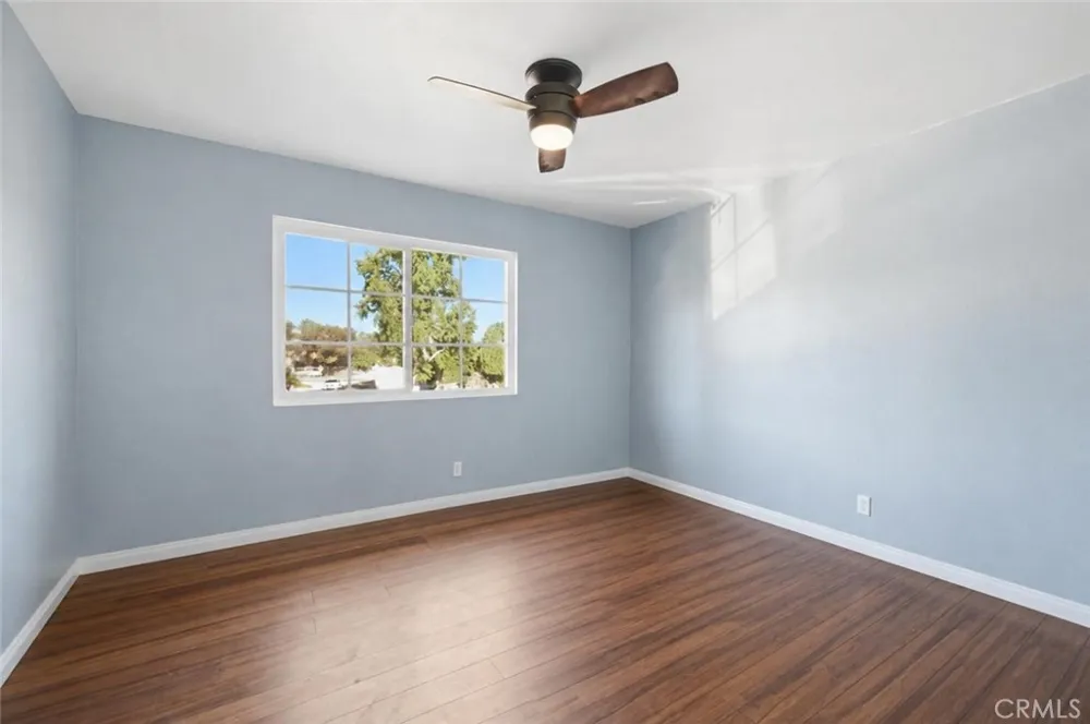 18930 Cantara Street Reseda, CA 91335