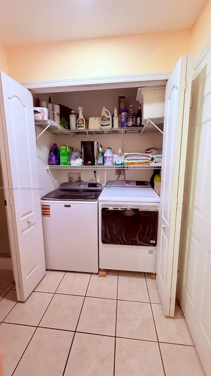 4729 SW 163rd Pl Miami, FL 33185